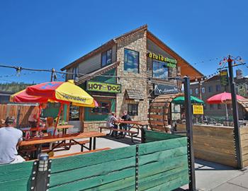 Fraser Valley Hot Dog restaurant exterior.